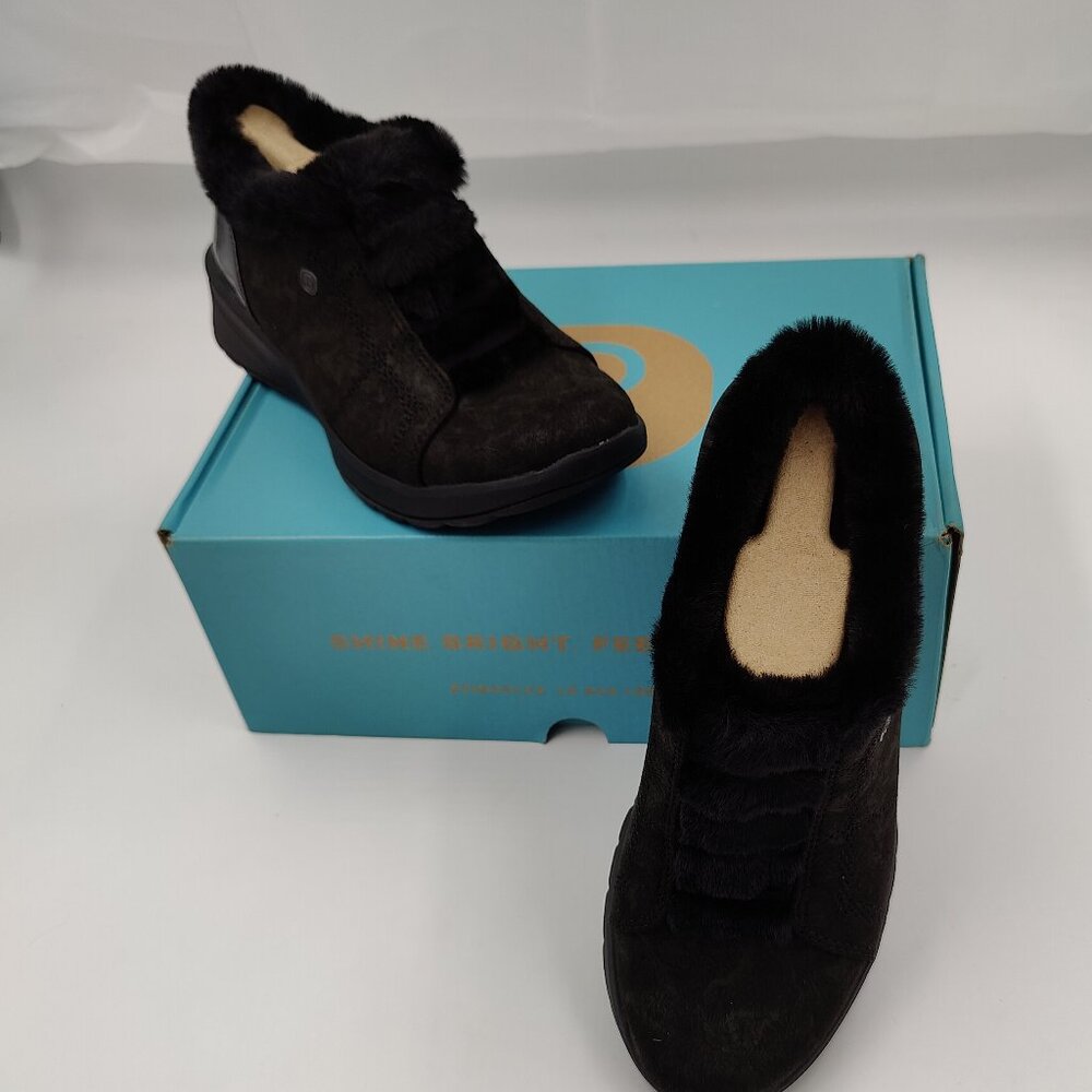 BZEES Golden Shoe in Black Size Women's 7 - Picture 2 of 6